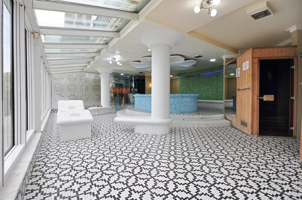 Sunny Hill Apartments & Aqua Park Врнячка-Баня Экстерьер фото