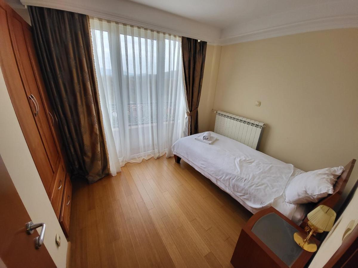 Sunny Hill Apartments & Aqua Park Врнячка-Баня Экстерьер фото