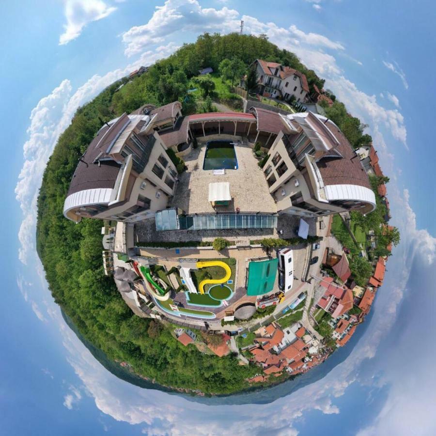 Sunny Hill Apartments & Aqua Park Врнячка-Баня Экстерьер фото